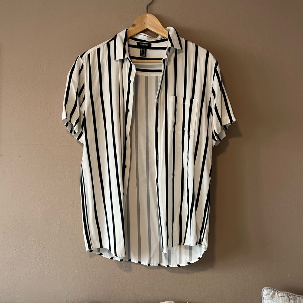 Forever 21 Black and White Striped Casual Shirt